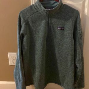 Patagonia Sweater green-blue color. Never been worn, Large